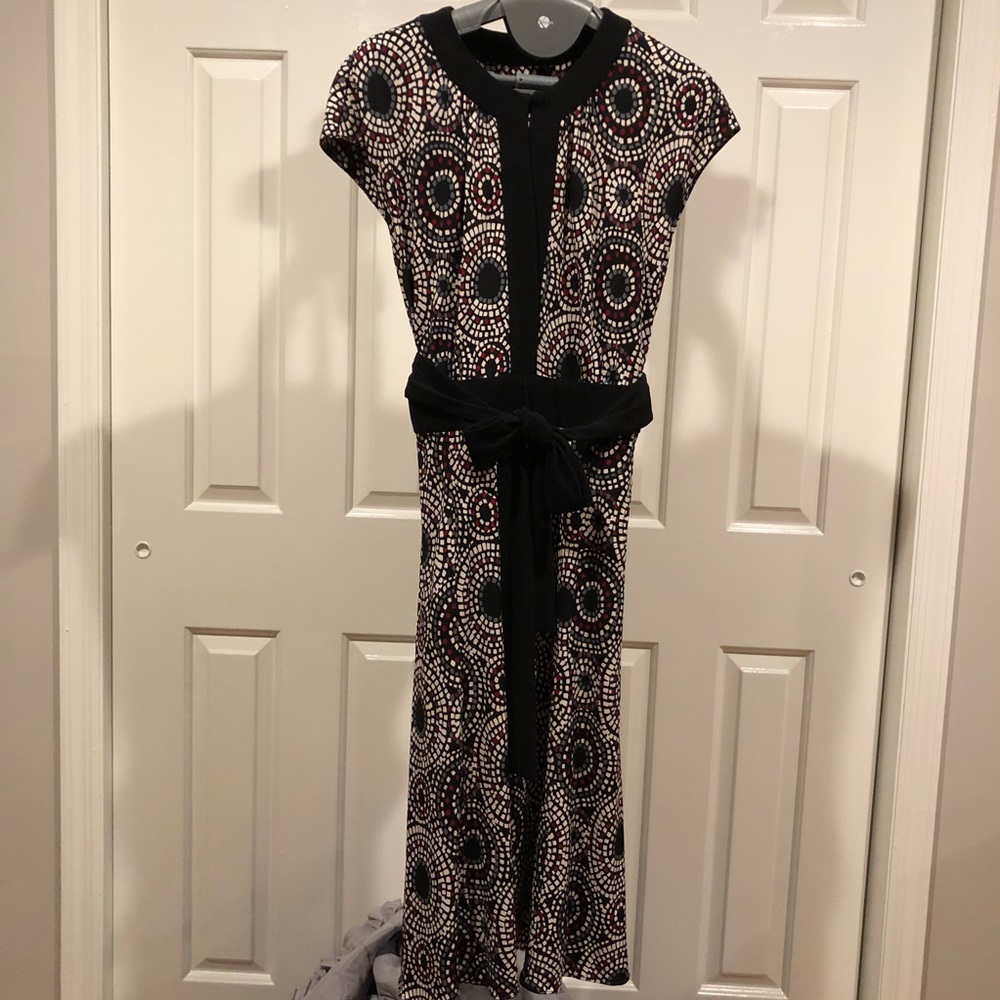 Tahari Cap Sleeve Jersey Dress
